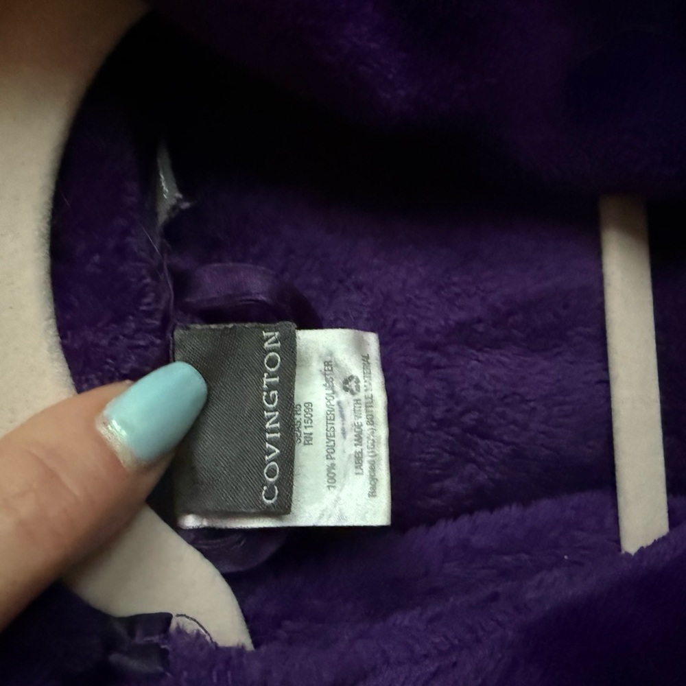 Covington Deep Purple Plush Robe - Picture 3 of 6